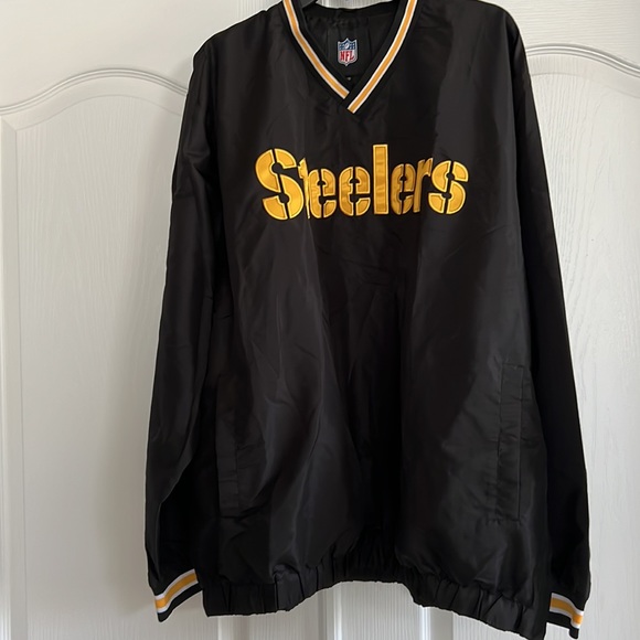Steelers NFL Pullover - Picture 3 of 6